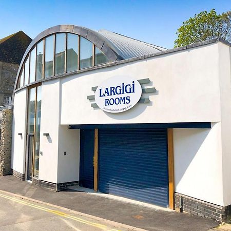 Largigi Rooms, Close To The Beach And Town Centre, Parking Available Λάιμ Ρέγκις Εξωτερικό φωτογραφία