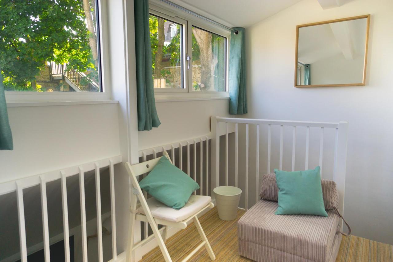 Largigi Rooms, Close To The Beach And Town Centre, Parking Available Λάιμ Ρέγκις Εξωτερικό φωτογραφία